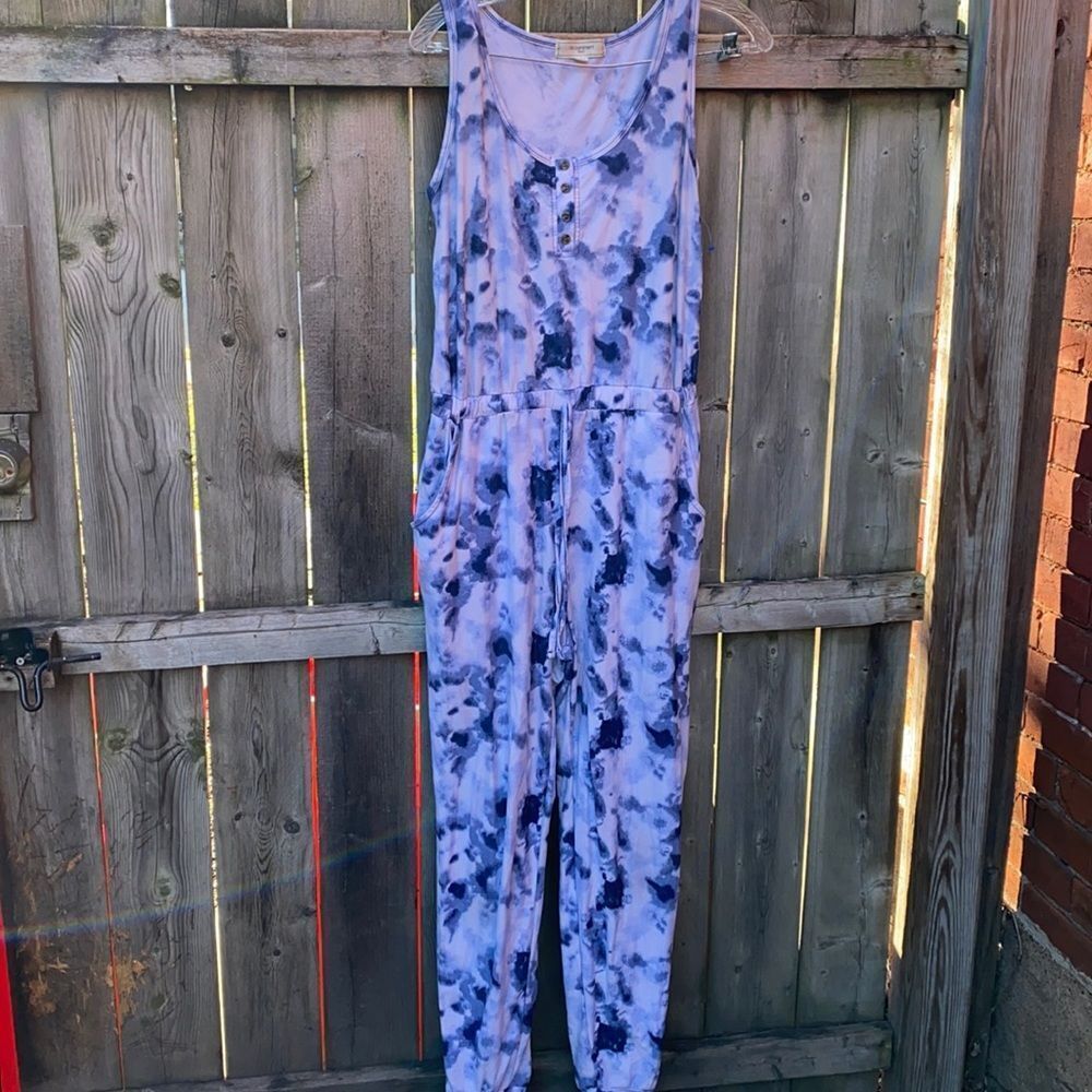 No comment jump suit sz. L